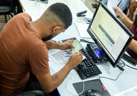 Semed convoca 275 profissionais aprovados em processo seletivo