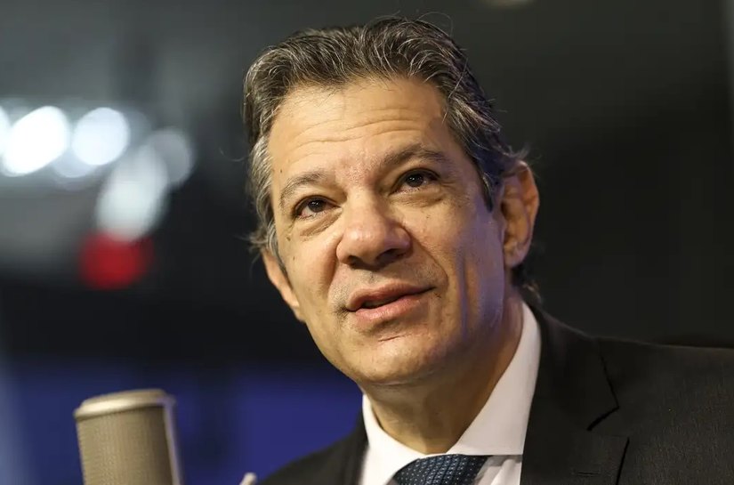 Haddad reúne-se com secretário do Tesouro de Trump em meio a tarifas