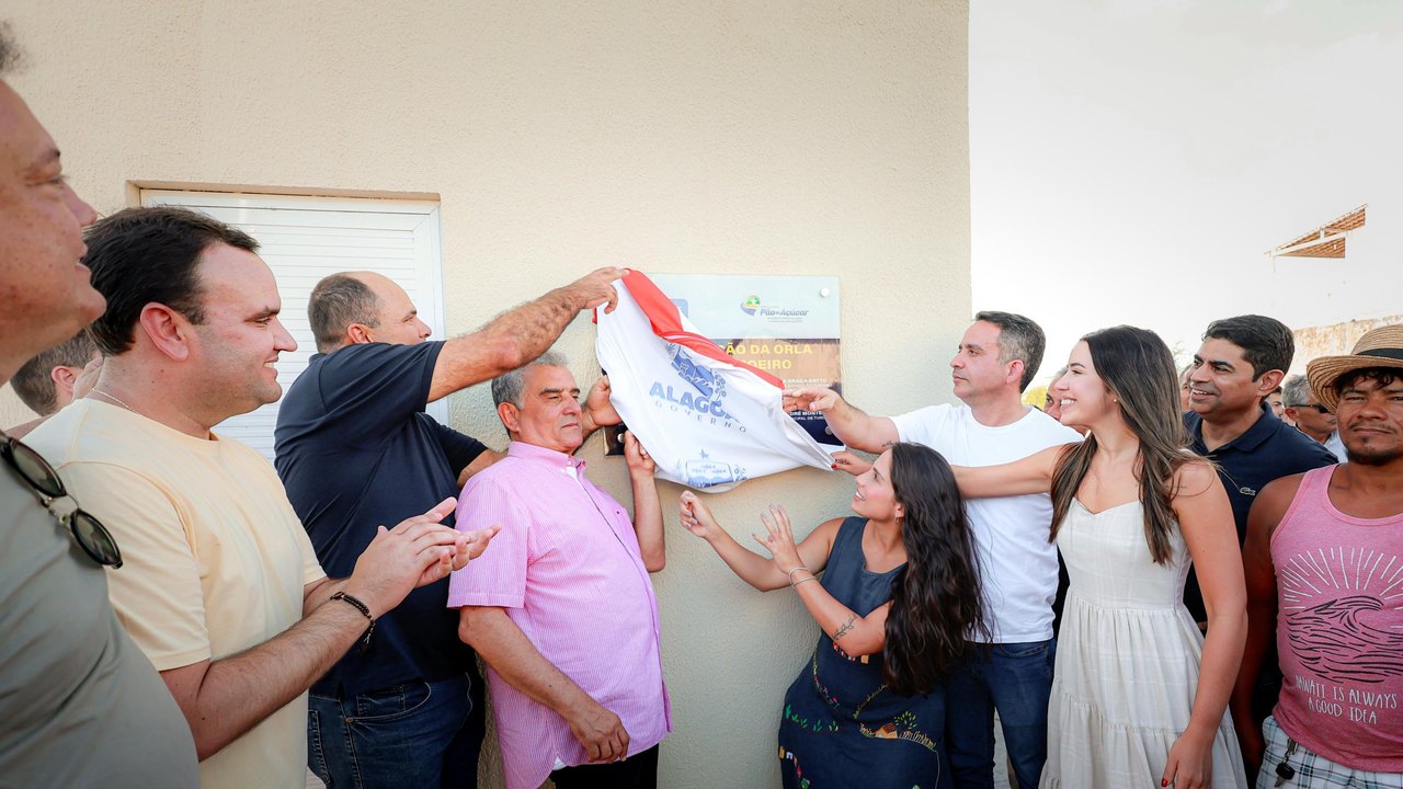 Reforçando compromisso com o turismo em Alagoas, Paulo Dantas inaugura orla em Pão de Açúcar