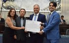 Parlamento alagoano reconhece trajetória do médico Cícero Carvalho com honraria