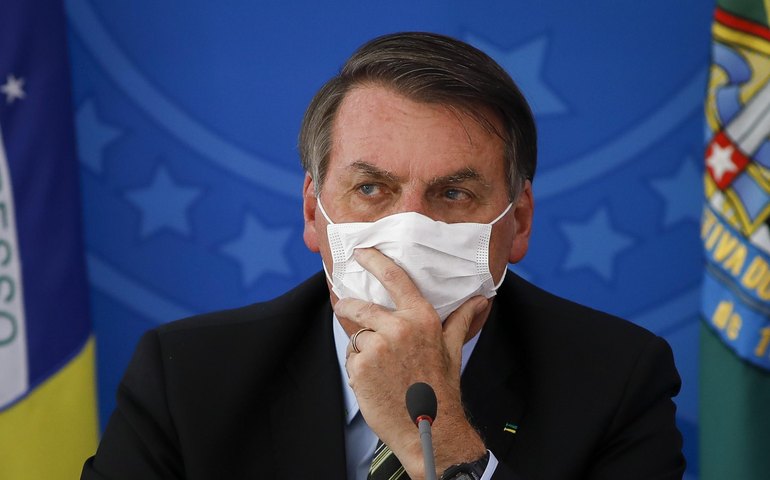 Bolsonaro admite ter mostrado minuta a Freire Gomes, mas nega ter tentado golpe