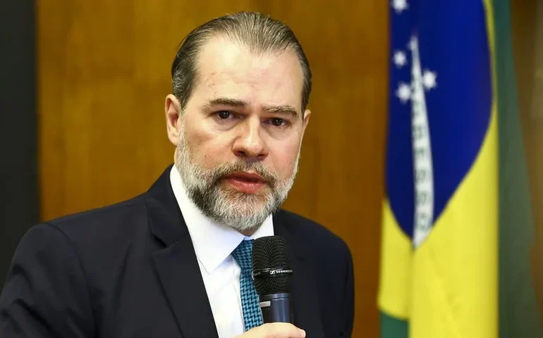Toffoli acusa Mendonça de deturpar voto em sessão da Segunda Turma do STF: 'Achei desrespeitoso'