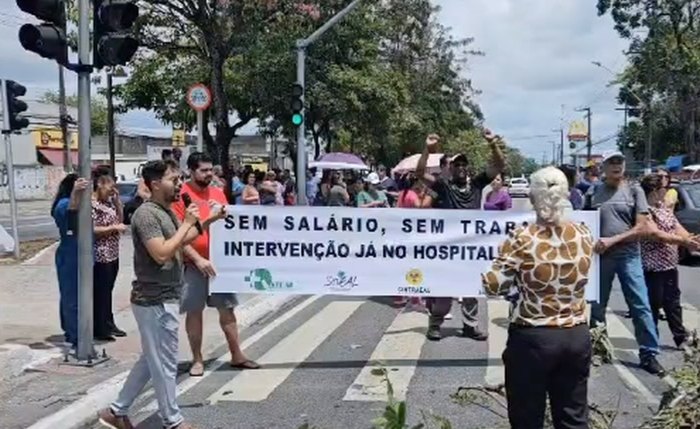 Trabalhadores exigem o pagamento de três meses de salários pendentes