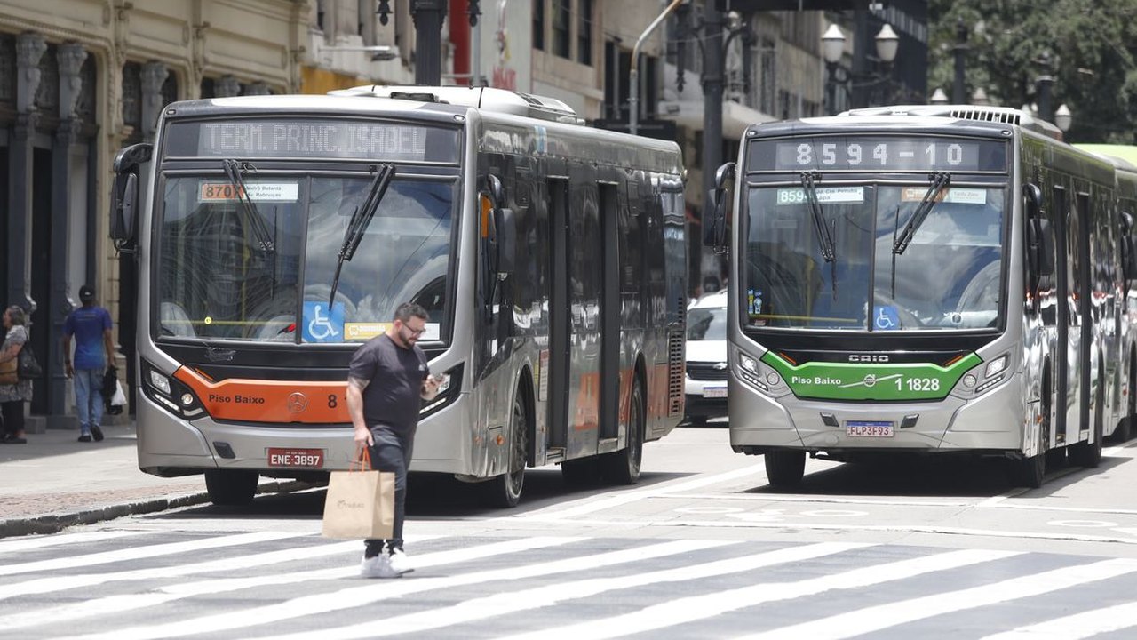 Setor de serviços cresce 0,3% em junho e atinge patamar recorde