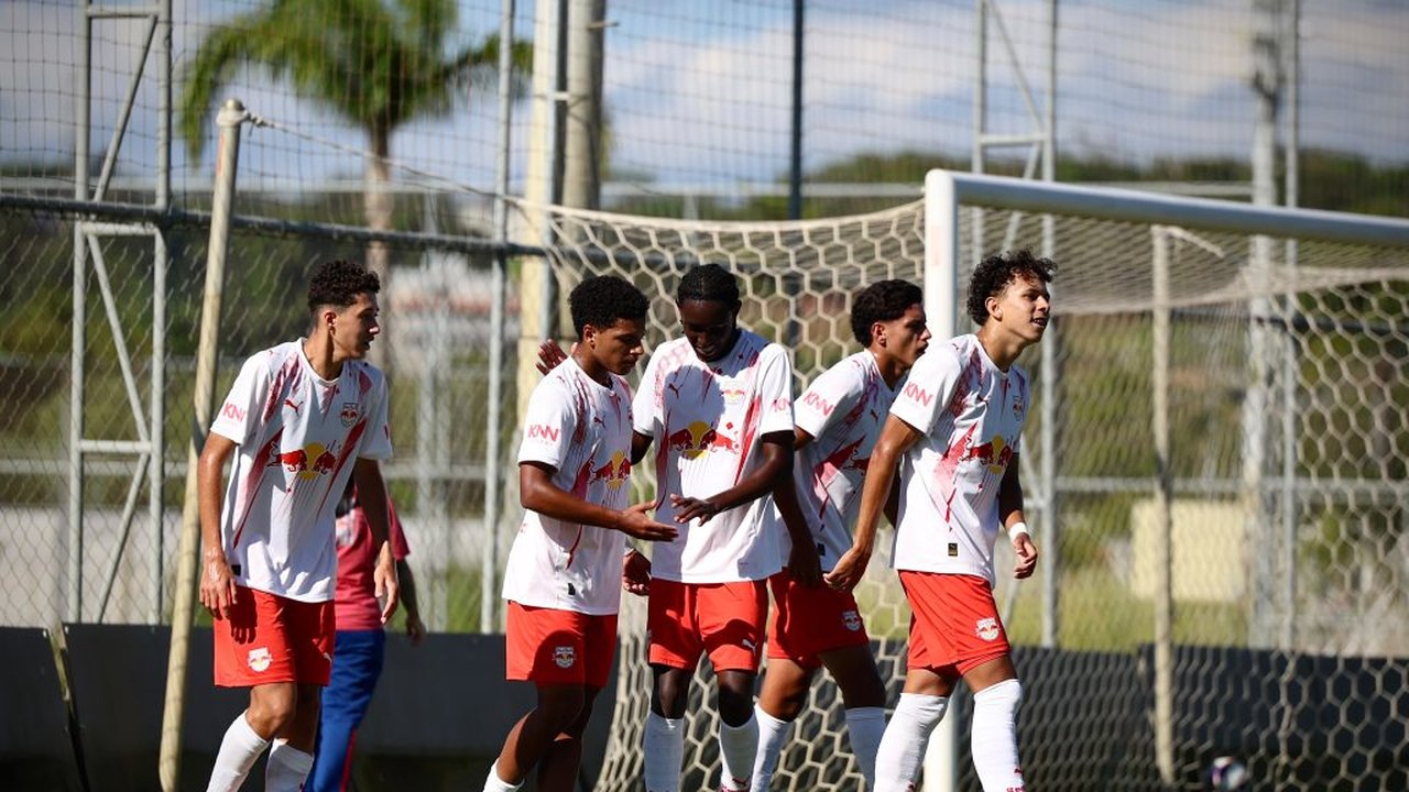 Red Bull Bragantino goleia e avança às quartas de final do Paulista Sub-17