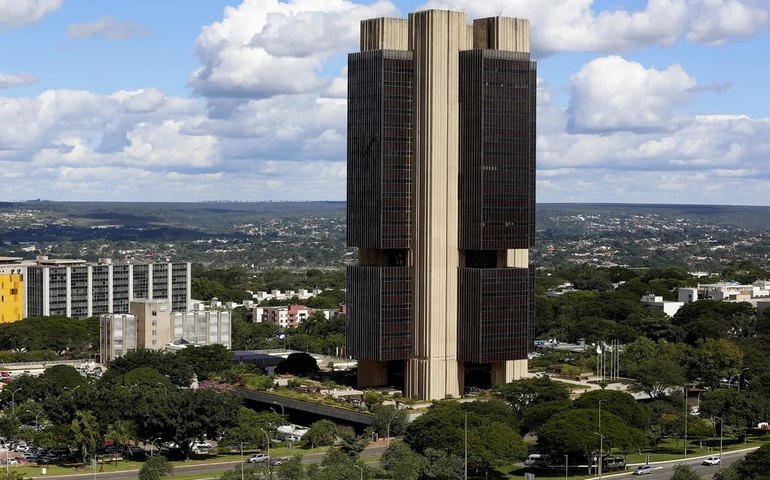 Investimento Direto no País soma US$ 6,451 bi em fevereiro, mostra BC