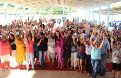 Assistência Social de Coruripe realiza festa em homenagem ao Dia das Mães 
