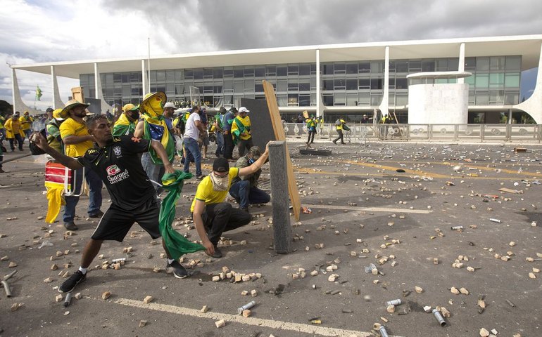 Mais de 1,1 mil pessoas já foram responsabilizadas pelo 8 de janeiro
