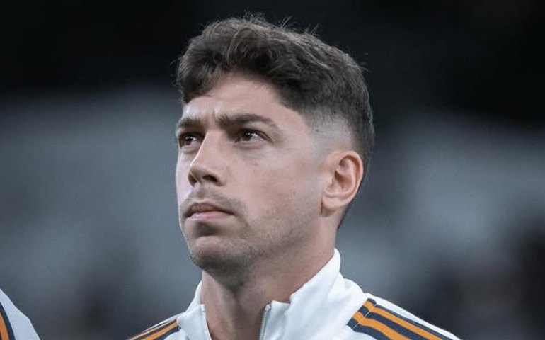 Manchester United avalia oferta milionária por Federico Valverde após polêmica no Real Madrid