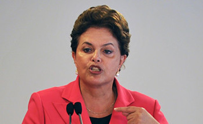 Histórias de bastidores: Dilma  contra a “política tradicional”