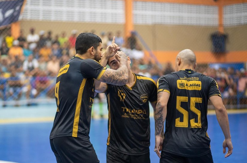Esporte Clube Traipu goleia o São Brazense na estreia do Campeonato Alagoano de Futsal