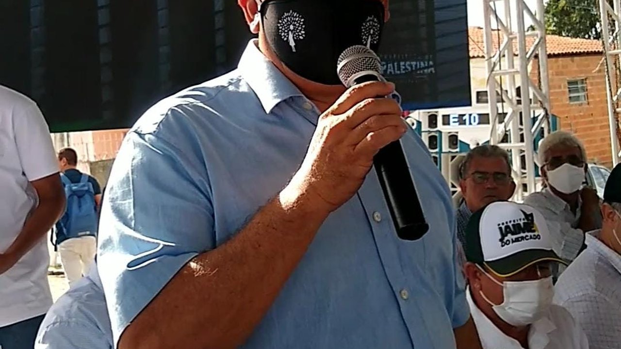 Em Palestina, Severino Pessoa faz balanço dos recursos direcionados à saúde do município