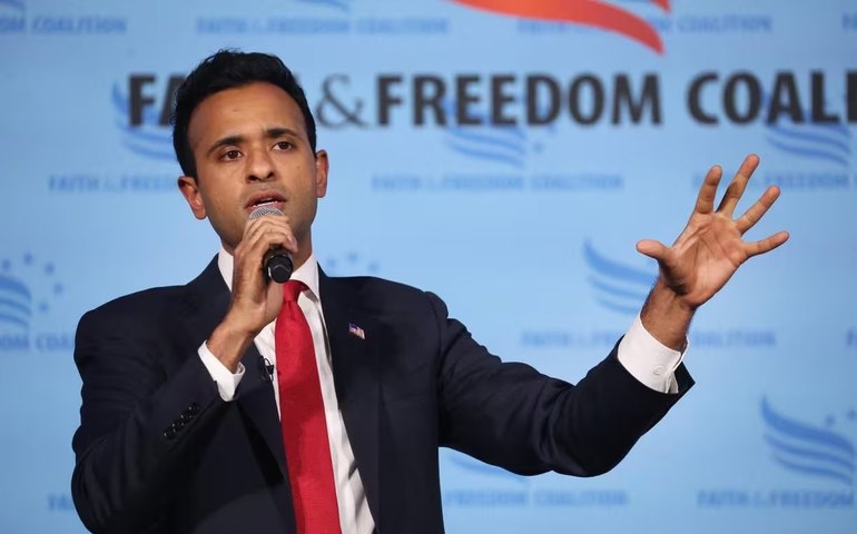 Ramaswamy, pré-candidato republicano, anuncia suspensão da candidatura após decepção em Iowa