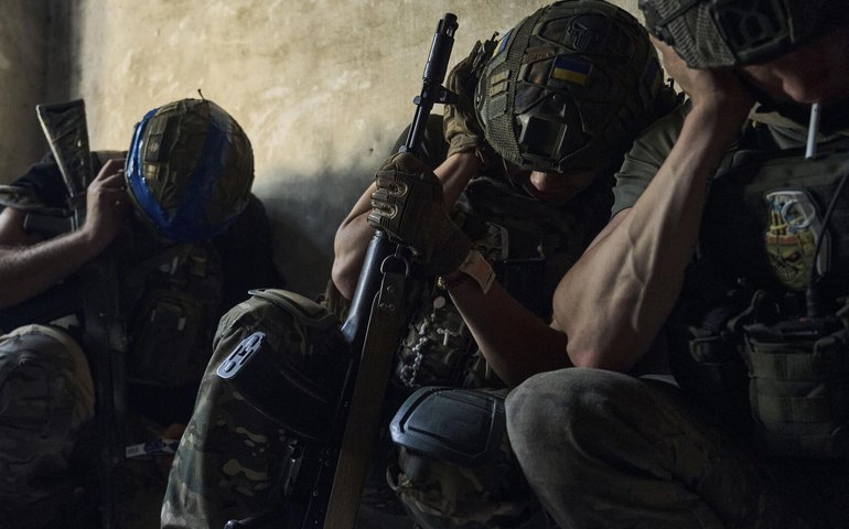 Rumo à derrocada? Militares ucranianos recuaram 10 km em várias frentes, revela fonte à Sputnik