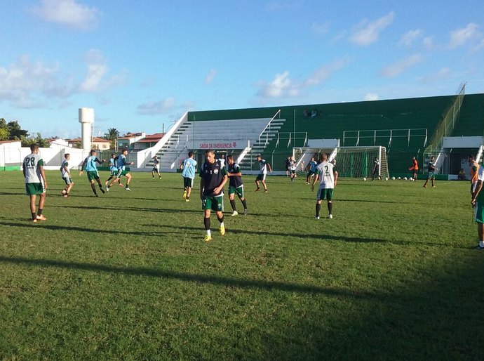 Sem chances de avançar, Coruripe busca a vitória diante da Juazeirense