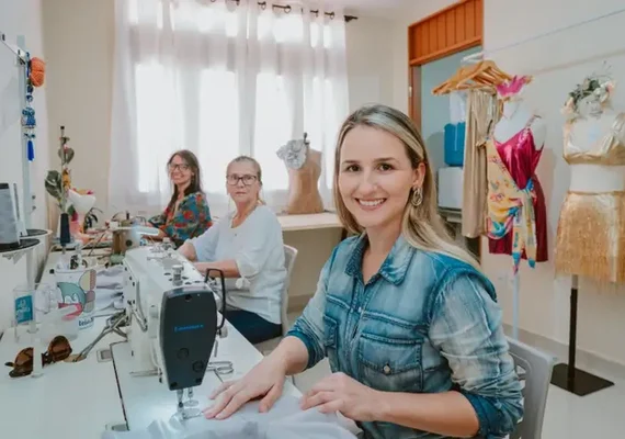 Prévias de Carnaval esquentam em até 60% as vendas no setor de moda em Alagoas