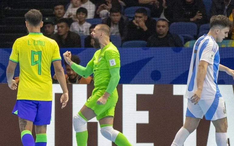 Jogadores se apresentam à seleção brasileira em meio a seguidos cortes por lesão