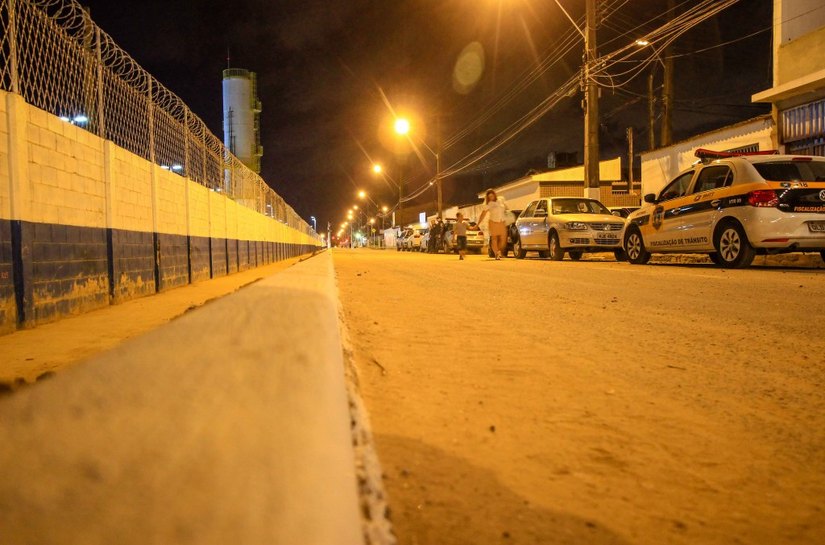 Maceió entrega pavimentação e iluminação de ruas no Benedito Bentes