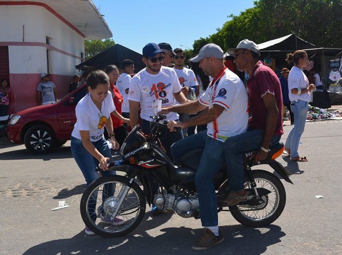 Canapi realiza passeata contra exploração de crianças e adolescentes