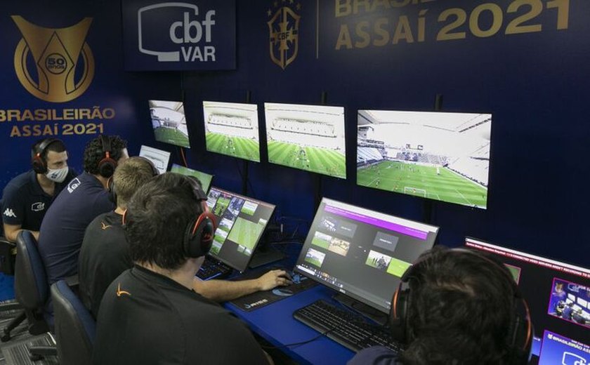 O Brasileirão de 2021 rebaixou o árbitro de vídeo
