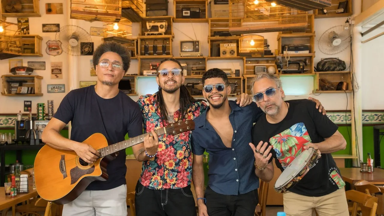 Músicos alagoanos desafiam rótulos em encontro inédito entre samba e brega no mesmo palco