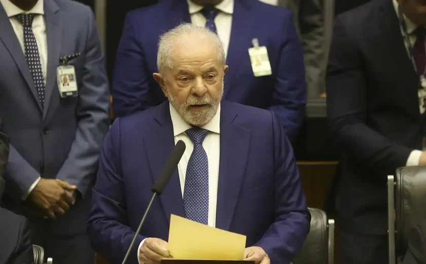 Justiça manda Lula tirar do ar vídeo com pedido de voto a Boulos