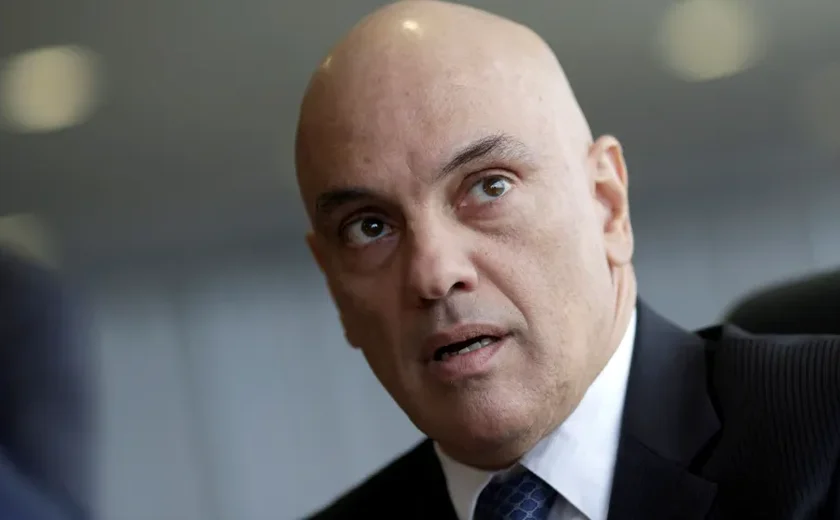 Alexandre de Moraes é hostilizado por brasileiros no aeroporto de Roma