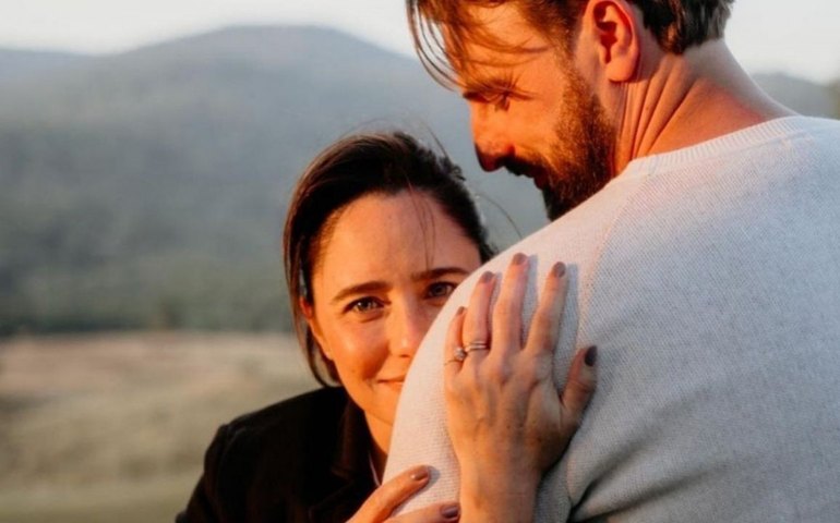 Fernanda Vasconcellos e Cássio Reis anunciam nascimento do primeiro filho