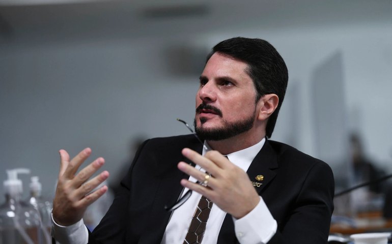 Senador diz ter recebido R$ 50 milhões em emendas por apoio a Pacheco
