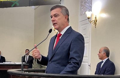 “Em Maceió, falta gestão e sobra Instagram”, afirma Ronaldo Medeiros