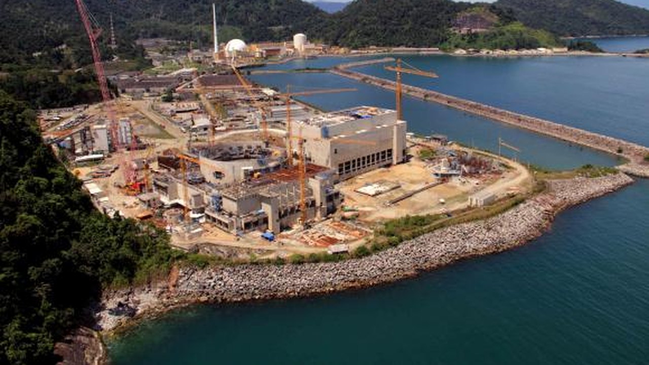 Tubos danificados podem ter gerado falha que levou ao desligamento de Angra 1