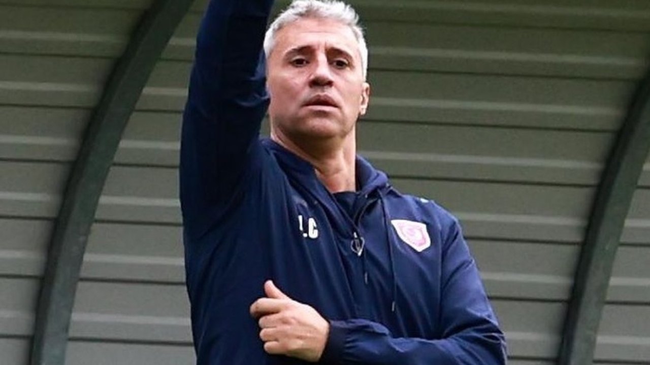 Hernán Crespo é anunciado como novo técnico do Al Ain, dos Emirados Árabes