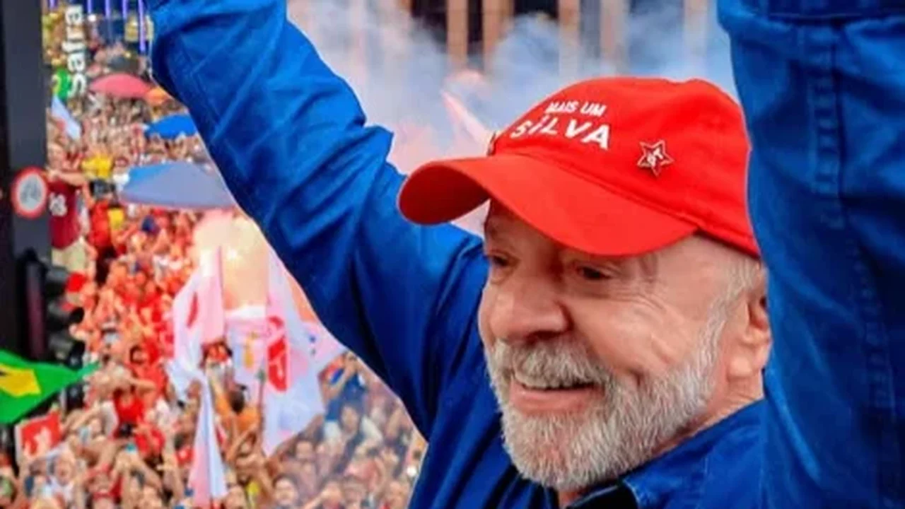 Lula vota no ABC Paulista em sua última disputa presidencial