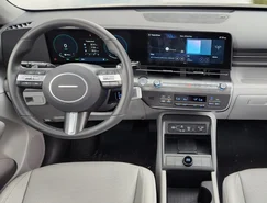 Hyundai KONA Híbrido está mais seguro, amplo e conectado na linha 2026 - Sérgio Dias (3).jpeg 