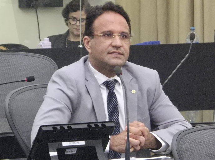 Mesaque Padilha comemora investimento hoteleiro em Coruripe