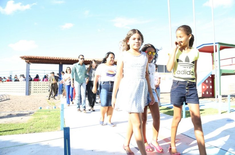 Educação de Campo Alegre inicia ano letivo 2017 com inauguração de nova escola