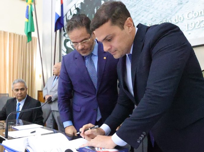 Alexandre Ayres é eleito 2º vice-presidente da Assembleia Legislativa