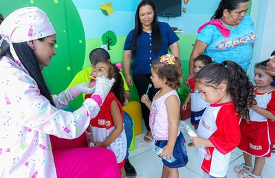 Projeto Criando Sorrisos atende mais de 160 crianças em abril