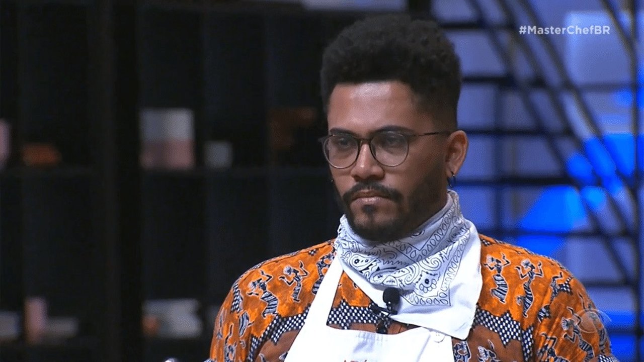 ‘MasterChef’: Adílio é o 5º eliminado por massa gordurosa e sem sabor