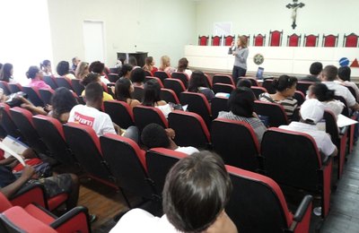 Seminário discute políticas públicas para população de rua em Maceió