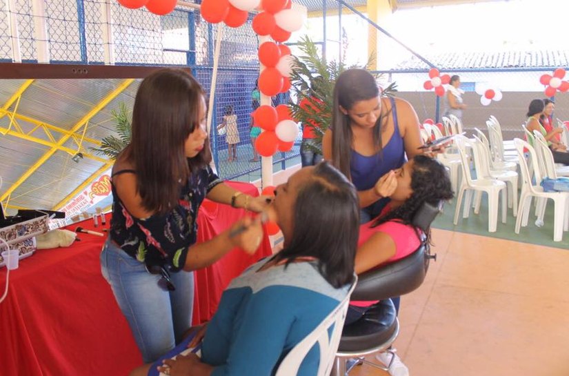 Prefeitura de Jequiá da Praia faz festa para comemorar Dia das Mães