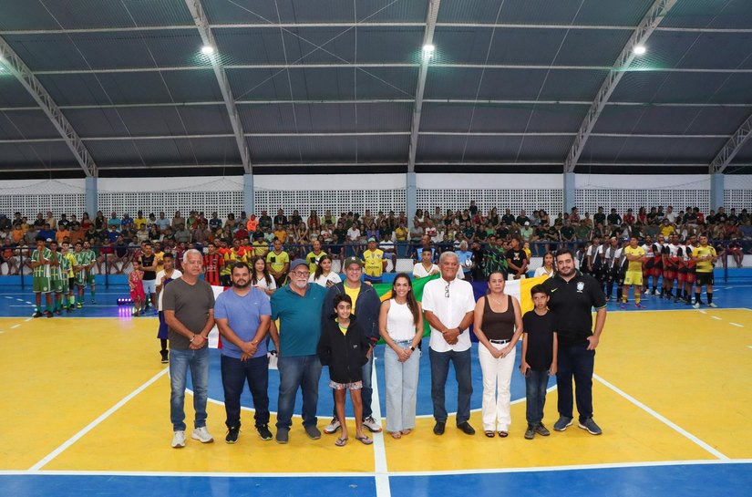 Com Ginásio lotado, São José da Laje inicia Campeonato de Futsal 2025