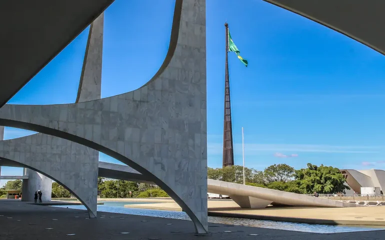Brasil condena invasão do Equador a embaixada do México em Quito