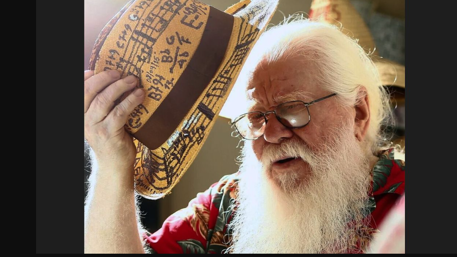 Amigos, parentes e músicos se despedem de Hermeto Pascoal