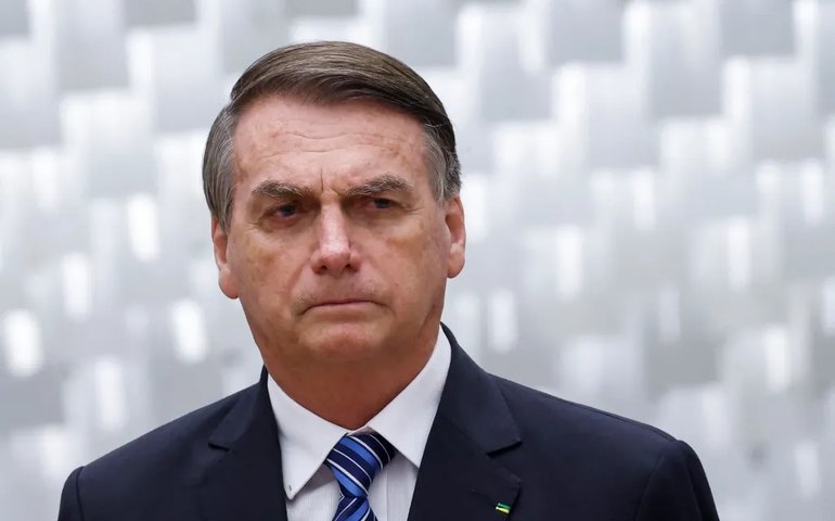 Governo autoriza Bolsonaro a levar 5 assessores de apoio e segurança aos EUA