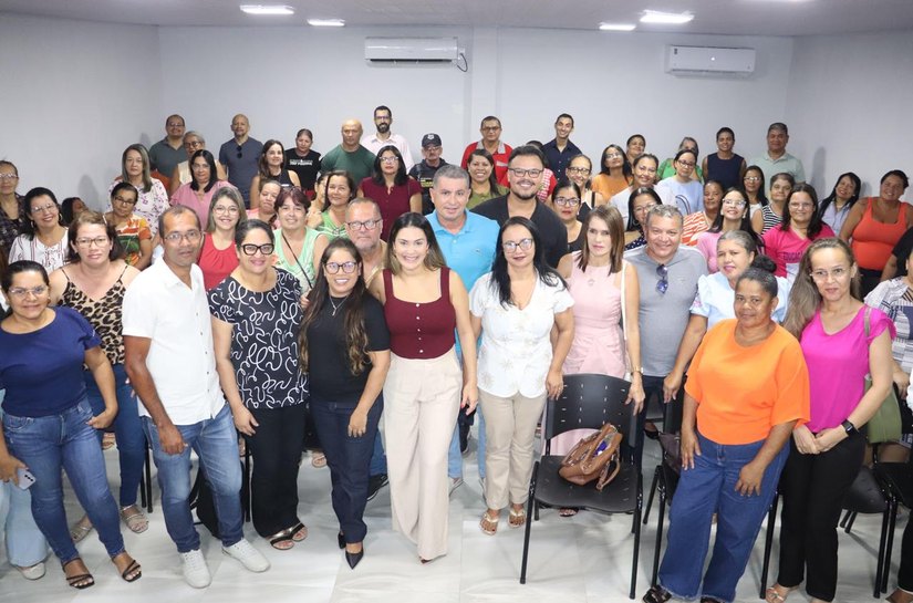 Gestão Vanessa e Ravena concede mais um reajuste salarial de 7% a servidores da educação de São José da Laje