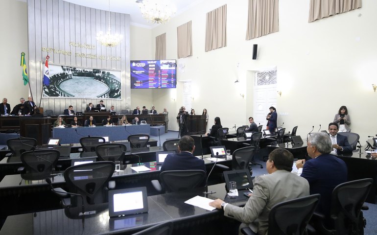 Discutido projeto de lei complementar que trata sobre o Governo Digital na administração pública