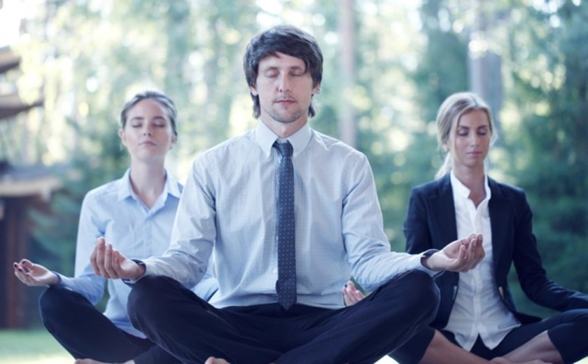 Meditação pode ajudar também no ambiente corporativo