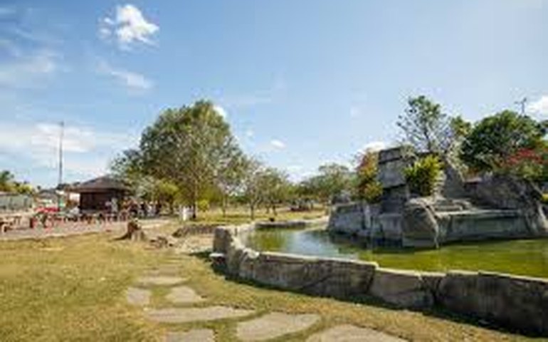 Arapiraca celebra 101 anos com show especial no Bosque das Arapiracas