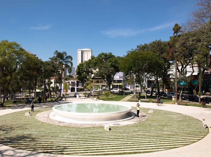 Empresários arapiraquenses vão conhecer revitalização comercial em Curitiba